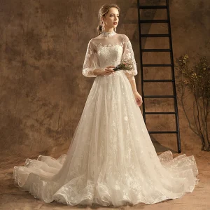 Élégant Champagne Robe De Mariée 2019 Princesse Col Haut En Dentelle Fleur 3 4 Manches Dos Nu Chapel Train