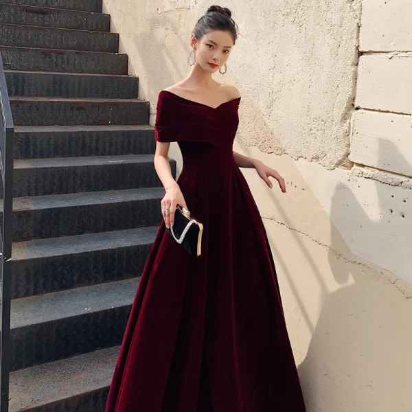 Chic Beautiful Burgundy Suede Evening Dresses 2021 A-Line Princess Off-The-Shoulder