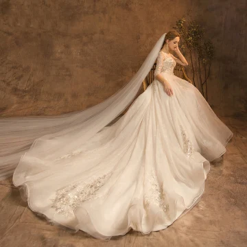 Encantador Champán Vestidos De Novia 2019 A Line Princess Scoop Escote Rebordear Con Encaje Flor Lentejuelas 3 4 Ærmer Sin Espalda Cathedral Train Boda