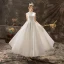 Élégant Couleur Unie Ivoire Robe De Mariée 2019 Princesse Encolure Dégagée Sans Manches En Dentelle Longue