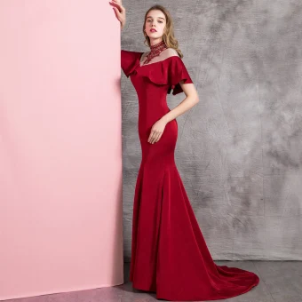 Chic Beautiful Burgundy Evening Dresses 2019 Trumpet Mermaid High Neck Beading Crystal Short Sleeve Sweep Train Formal Dresses