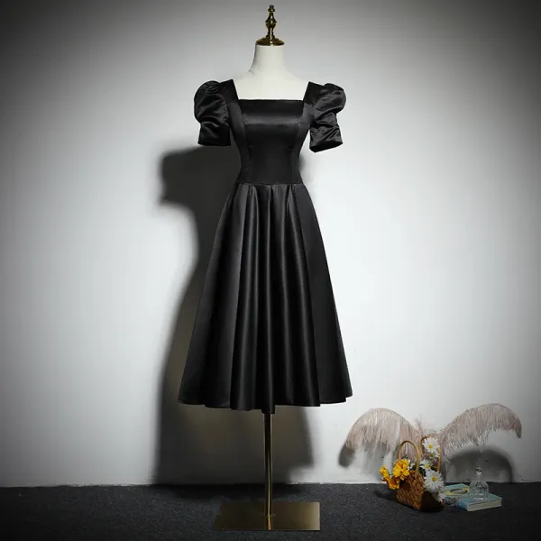 Modest / Simple Black Homecoming Graduation Dresses Little Black Dress 2021 A-Line / Princess Square Neckline Short Sleeve Backless Tea-length Formal Dresses