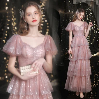 Charmant Rose Sombre Volants Glitter Robe De Bal 2021 Princesse Encolure Carrée Paillettes Manches Courtes Dos Nu Longue Tulle Promo Robe De Ceremonie