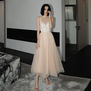 Mode Champagne Robe De Bal 2021 Princesse Encolure Dégagée Ceinture Sans Manches Thé Longueur Promo Robe De Ceremonie