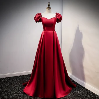 Vintage Originale Bordeaux Satin Robe De Bal 2021 Princesse Faux Diamant Encolure Carrée Mancherons Dos Nu Longue Robe De Ceremonie