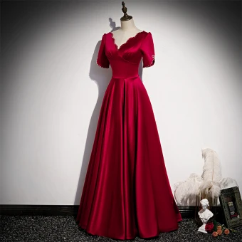 Vintage Originale Bordeaux Satin Robe De Bal 2021 Princesse Perle Encolure Carrée Manches Courtes Dos Nu Longue Promo Robe De Ceremonie