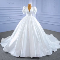 Estilo Victoriano Vintage Marfil Satén Vestidos De Novia 2021 Ball Gown V-Cuello Hinchado Manga Corta Royal Train Boda