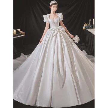 Style Victorien Vintage Originale Ivoire Satin Robe De Mariée 2021 Robe Boule Perle Encolure Carrée Gonflée Manches Courtes Noeud Dos Nu Royal Train Mariage