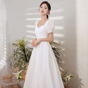 Simple Vintage Originale Ivoire Satin Robe De Mariée 2021 Princesse Perle Encolure Carrée Manches Courtes Dos Nu Longue Mariage