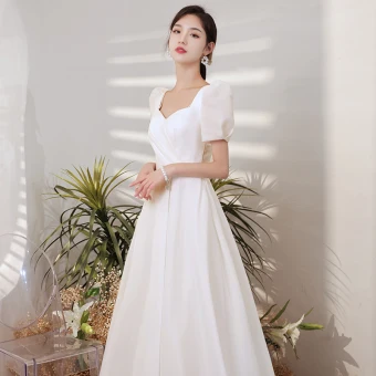 Simple Vintage Originale Ivoire Satin Robe De Mariée 2021 Princesse Perle Encolure Carrée Manches Courtes Dos Nu Longue Mariage