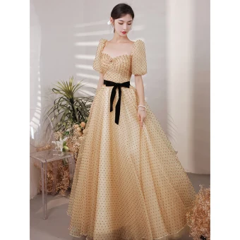Mode Jaune Tachetée Robe De Bal 2021 Princesse Encolure Carrée Manches Courtes Noeud Dos Nu Longue Promo Robe De Ceremonie