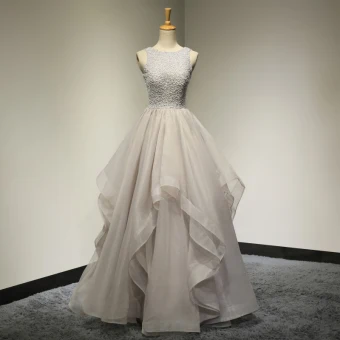 Piękne Szary Sukienki Na Bal 2017 Sukienki Wizytowe Sukienki Wieczorowe Princessa Wycięciem Bez Rękawów Frezowanie Wzburzyć Bez Pleców Organza