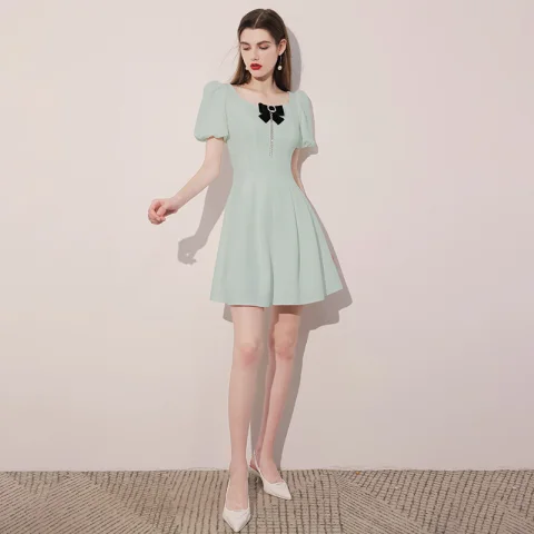 Fashion Sage Green Homecoming Short Graduation Dresses 2021 A-Line / Princess Square Neckline Rhinestone Bow Short Sleeve Formal Dresses