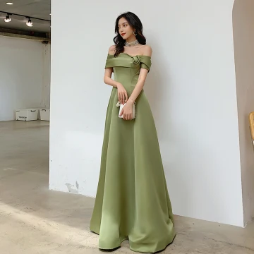 Simple Vert Trèfle Robe De Bal 2021 Princesse Manches Courtes Dos Nu Longue Promo Robe De Ceremonie