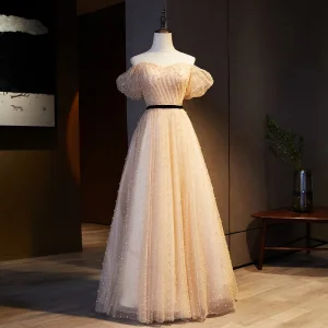 Schöne Champagner Ballkleider 2021 A Linie Off Shoulder Stoffgürtel Pailletten Perle Kurze Ärmel Rückenfreies Lange Ball Festliche Kleider