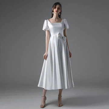Simple Ivoire Satin Robe De Mariée 2021 Princesse Encolure Carrée Manches Courtes Noeud Dos Nu Thé Longueur Mariage
