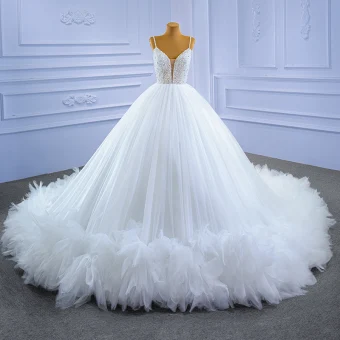 Luxe Blanche Robe De Mariée 2021 Robe Boule Bretelles Spaghetti Perlage Perle Paillettes Sans Manches Dos Nu Royal Train Mariage