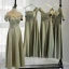 Simple Vert Cendré Satin Robe Demoiselle D'honneur 2021 Princesse Dos Nu Thé Longueur Robe Pour Mariage