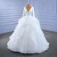 Vintage Weiß Satin Fallende Rüsche Brautkleider / Hochzeitskleider 2021 Ballkleid V-Ausschnitt Lange Ärmel Hof-Schleppe Hochzeit