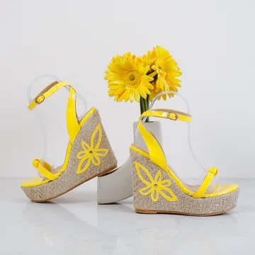 Mode Gele Straatkleding Sandalen Dames 2021 Enkelband Waterdichte 12 Cm Sleehakken Plateau Peep Toe Sandalen