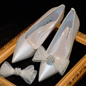 Eleganta Elfenben Pärla Rosett Brudskor 2021 Läder 8 Cm Stilettklackar Spetsiga Bröllop Pumps Högklackade