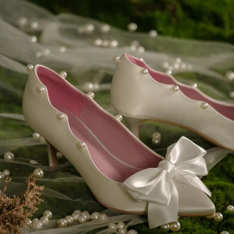 Élégant Ivoire Perle Noeud Satin Chaussure De Mariée 2021 6 Cm Talons Aiguilles À Bout Pointu Mariage Escarpins Talons Hauts