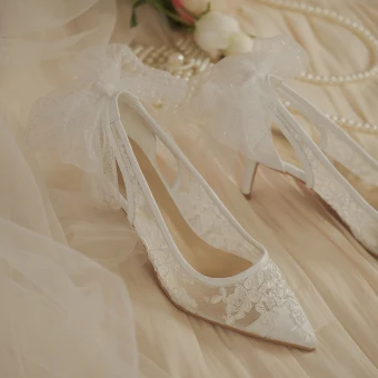 Charming White Lace Flower Wedding Shoes 2021 Bow 6 Cm Stiletto Heels Pointed Toe Wedding Pumps High Heels