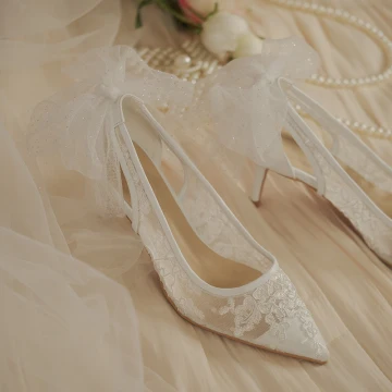 Charmant Blanche En Dentelle Fleur Chaussure De Mariée 2021 Noeud 6 Cm Talons Aiguilles À Bout Pointu Mariage Escarpins Talons Hauts