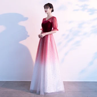 Élégant Bordeaux Daim Robe De Bal 2021 Princesse V Cou Étoile Paillettes 1 2 Manches Dos Nu Longue Promo Robe De Ceremonie