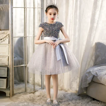 Fashion Bling Bling Grey Birthday Short Flower Girl Dresses 2021 A Line Princess Scoop Neck Beading Star Sequins Bow Cap Sleeves
