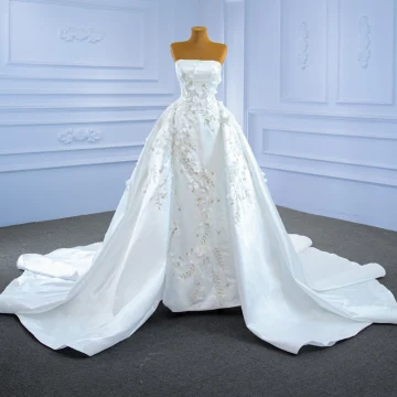 Luxe Ivoire Satin Perlage Perle Paillettes Robe De Mariée 2021 Princesse Bustier Appliques Sans Manches Dos Nu Royal Train Mariage