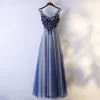 Chic / Beautiful Formal Dresses 2017 Lace Flower A-Line / Princess Floor-Length / Long V-Neck Sleeveless Prom Dresses