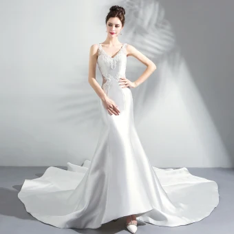 Charming Ivory Evening Dresses 2019 Trumpet Mermaid Sleeveless Crystal Sequins Lace Flower V Neck Backless Cathedral Train Formal Dresses