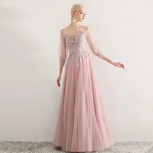 Élégant Rougissant Rose Robe De Bal 2019 Princesse Bretelles Spaghetti Appliques En Dentelle Fleur Perlage 3 4 Manches Dos Nu Longue Robe De Ceremonie