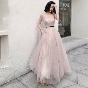 Charmant Rougissant Rose Perle Robe De Bal 2021 Princesse Encolure Carrée Manches Courtes Dos Nu Longue Robe De Ceremonie