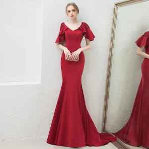Chic Belle Couleur Unie Bordeaux Robe De Soirée Trompette Sirène 2019 V Cou Dos Nu Perlage Cristal 1 2 Manches Train De Balayage Robe De Ceremonie