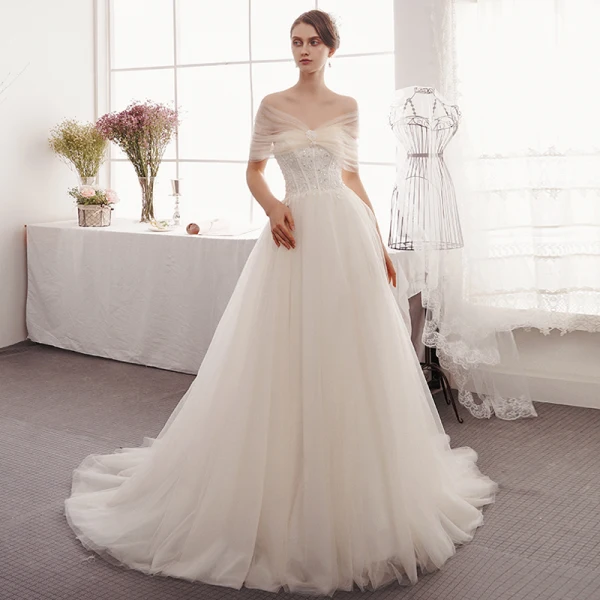 Élégant Champagne Robe De Mariée 2019 Princesse De l'épaule Paillettes En Dentelle Fleur Manches Courtes Dos Nu Train De Balayage