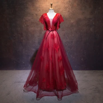 Chic Beautiful Burgundy Evening Dresses 2019 A Line Princess V Neck Lace Flower Bow Rhinestone Short Sleeve Backless Floor Length Long Formal Dresses
