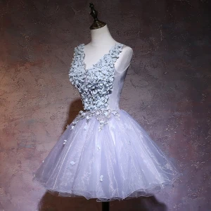 Elegant Grey Party Dresses 2019 A Line Princess V Neck Appliques Lace Flower Sleeveless Backless Short Formal Dresses