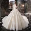 Chic / Belle Ivoire Robe De Mariée 2019 Princesse De l'épaule Appliques En Dentelle Fleur Manches Courtes Dos Nu Cathedral Train