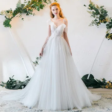 Chic Belle Ivoire Robe De Soirée 2019 Princesse Bretelles Spaghetti Perlage En Dentelle Fleur Dos Nu Longue Robe De Ceremonie