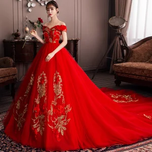 Chic Belle Rouge Robe De Mariée 2019 Princesse De L 039 Épaule Paillettes En Dentelle Fleur Manches Courtes Dos Nu Cathedral Train