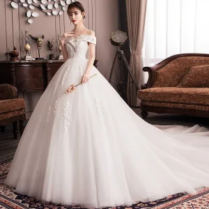 Elegant Elfenben Empire Gravid Brudekjoler 2019 Av Skulderen Beading Paljetter Blonder Blomst Korte Ermer Ryggløse Cathedral Train