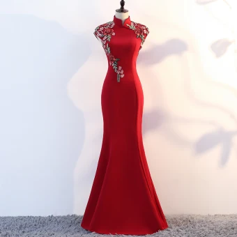 Chic Belle Bordeaux Robe De Soirée 2019 Trompette Sirène Col Haut Appliques En Dentelle Faux Diamant Sans Manches Longue Robe De Ceremonie