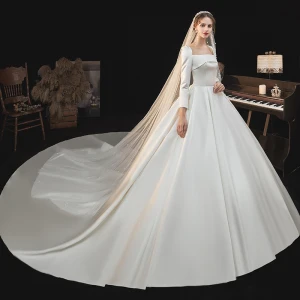 Victorian Style Ivory Satin Wedding Dresses 2021 Ball Gown Square Neckline Long Sleeve Royal Train Wedding