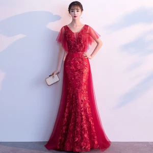 Chic Belle Bordeaux Robe De Soirée 2019 Princesse V Cou Cristal En Dentelle Fleur Manches Courtes Dos Nu Longue Robe De Ceremonie