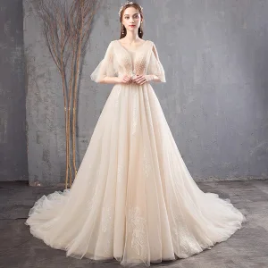 Élégant Champagne Robe De Mariée 2019 Princesse V Cou Perlage En Dentelle Fleur Manches Courtes Dos Nu Chapel Train