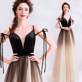 Chic Belle Noire Robe De Soirée 2019 Princesse Bretelles Spaghetti Noeud Sans Manches Dos Nu Longue Robe De Ceremonie