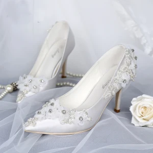 Luxury Gorgeous White Wedding Shoes 2019 Leather Appliques Pearl Rhinestone 8 Cm Stiletto Heels Pointed Toe Wedding Pumps