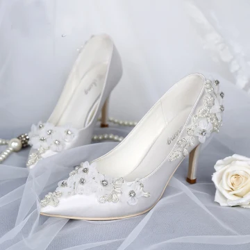 Luxe Witte Bruidsschoenen 2019 Leer Appliques Parel Rhinestone 8 Cm Naaldhakken Stiletto Spitse Neus Huwelijk Pumps